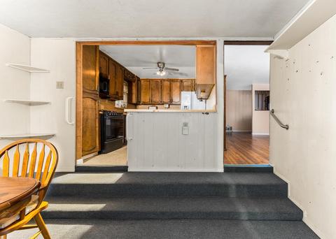 627 E Roosevelt Ave, Visalia, CA 93292 photo 12