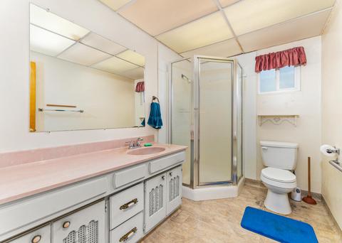 627 E Roosevelt Ave, Visalia, CA 93292 photo 22