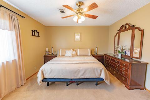 1350 Pine Dr, Lemoore, CA 93245 photo 31