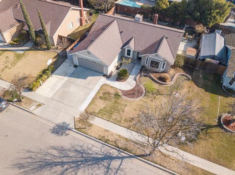 1350 Pine Dr, Lemoore, CA 93245 photo 8