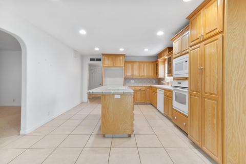 415 E Gail Ave, Tulare, CA 93274 photo 9