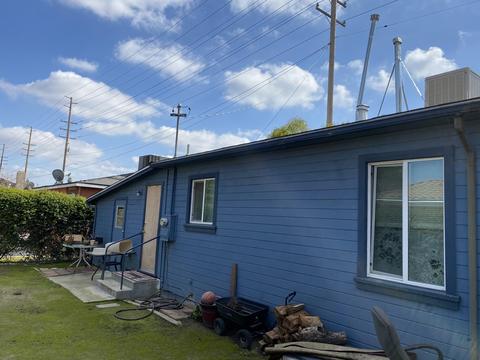 104 E Walnut Ave, Visalia, CA 93277 photo 2