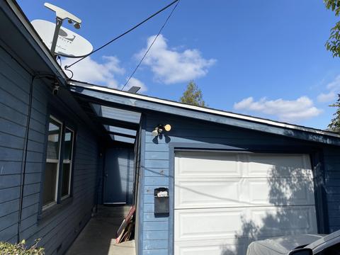 104 E Walnut Ave, Visalia, CA 93277 photo 5