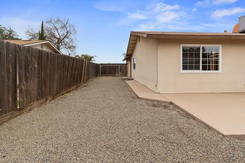 429 E Oakridge Ct, Visalia, CA 93291 photo 31