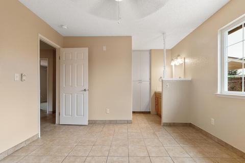 429 E Oakridge Ct, Visalia, CA 93291 photo 25