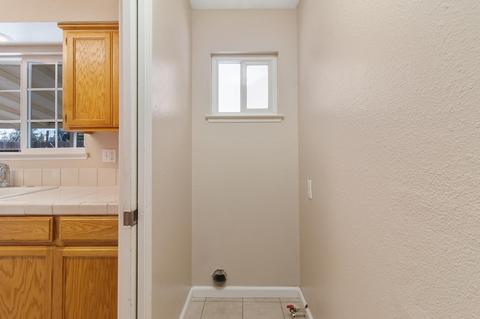 429 E Oakridge Ct, Visalia, CA 93291 photo 16