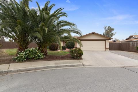 429 E Oakridge Ct, Visalia, CA 93291 photo 4
