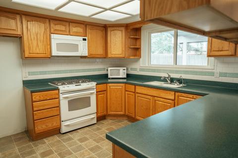 812 Vine St, Exeter, CA 93221 photo 5