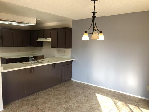 825 E Prospect Ave, Visalia, CA 93292 photo 5