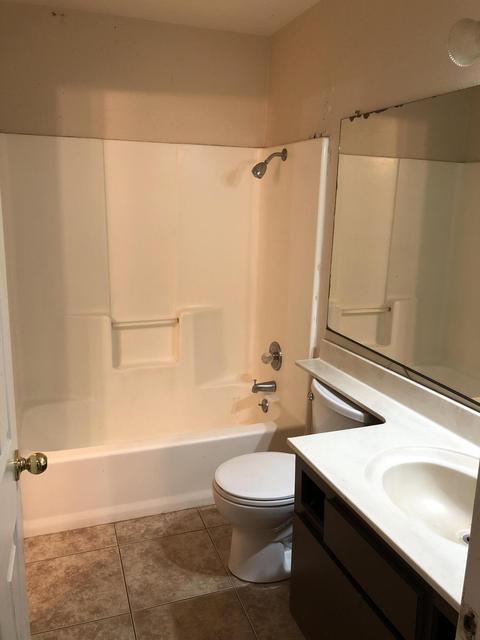 825 E Prospect Ave, Visalia, CA 93292 photo 8