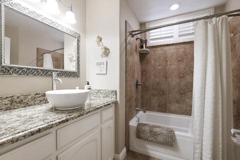 1414 E Castleview Ave, Visalia, CA 93292 photo 27