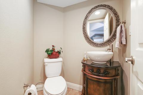 1414 E Castleview Ave, Visalia, CA 93292 photo 7