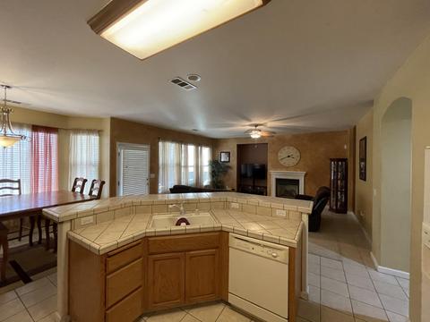 3451 E Howard Ct, Visalia, CA 93292 photo 18
