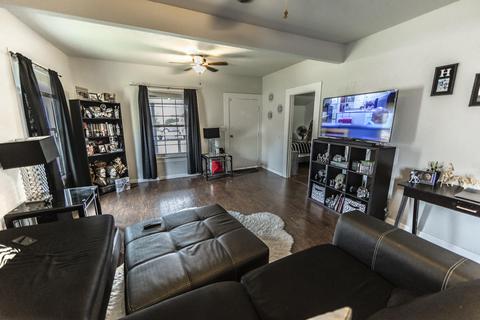 152 B St, Lemoore, CA 93245 photo 5
