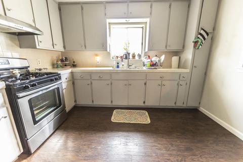 152 B St, Lemoore, CA 93245 photo 7