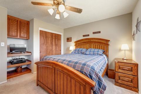 809 W Walnut St, Exeter, CA 93221 photo 33