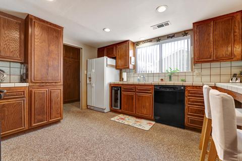 809 W Walnut St, Exeter, CA 93221 photo 23