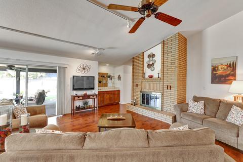 809 W Walnut St, Exeter, CA 93221 photo 4