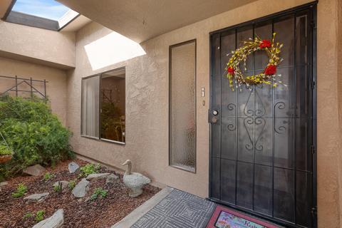 809 W Walnut St, Exeter, CA 93221 photo 2