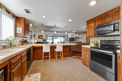 809 W Walnut St, Exeter, CA 93221 photo 22