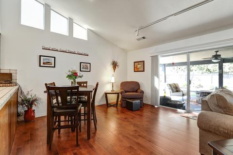 809 W Walnut St, Exeter, CA 93221 photo 5