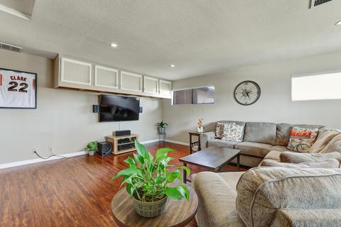 809 W Walnut St, Exeter, CA 93221 photo 17