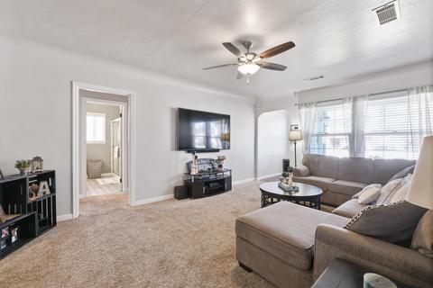 867 E Apricot Ave, Tulare, CA 93274 photo 6