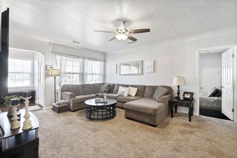 867 E Apricot Ave, Tulare, CA 93274 photo 7