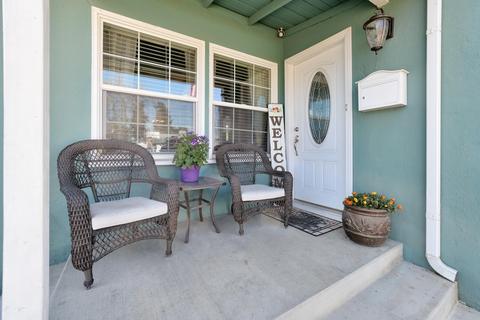 867 E Apricot Ave, Tulare, CA 93274 photo 3