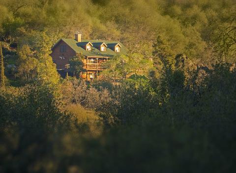 42182 Mynatt Dr, Three Rivers, CA 93271 photo 1