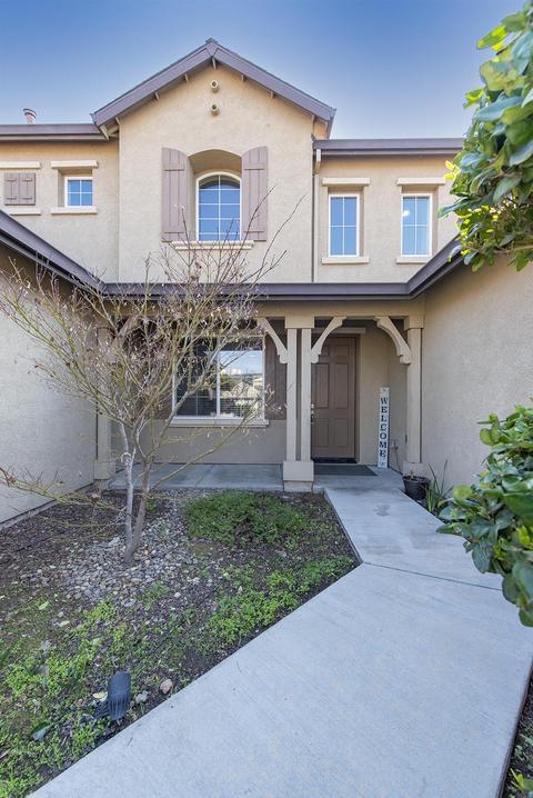 1146 Aster Ct, Dinuba, CA 93618 photo 3