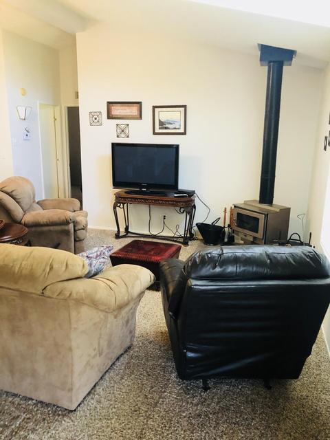 37970 Sierra Dr, Three Rivers, CA 93271 photo 3