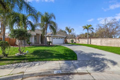 1331 E Parkview Ct, Visalia, CA 93292 photo 1