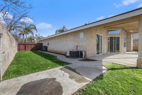1331 E Parkview Ct, Visalia, CA 93292 photo 32