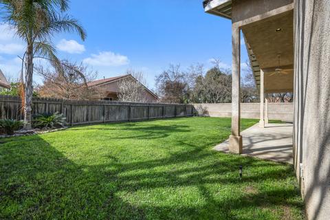 1331 E Parkview Ct, Visalia, CA 93292 photo 29