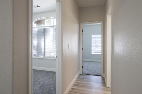 1331 E Parkview Ct, Visalia, CA 93292 photo 19