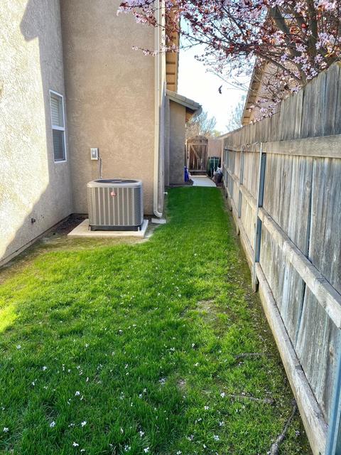 1218 E Mesa Ct, Visalia, CA 93292 photo 7