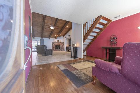 3116 E Grove Ave, Visalia, CA 93292 photo 9