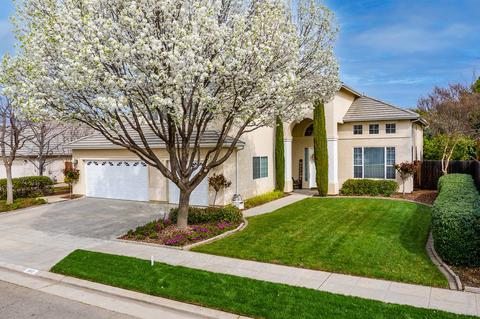 891 Greenfield Ave, Clovis, CA 93611 photo 1