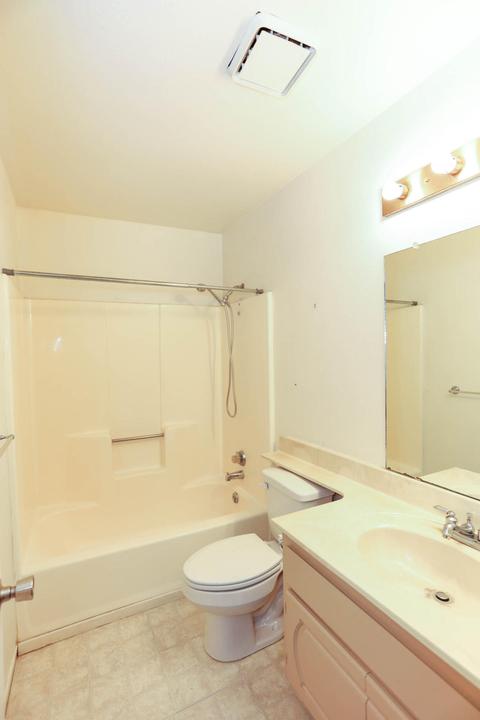 1919 E Beech Ave, Visalia, CA 93292 photo 21
