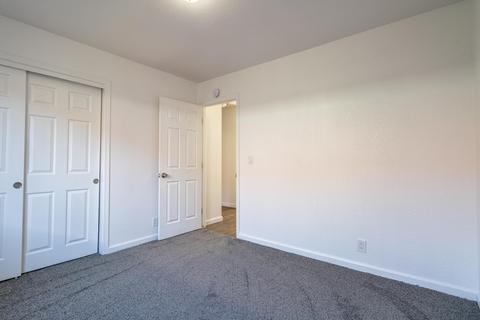 3538 E Roosevelt Ave, Visalia, CA 93292 photo 14