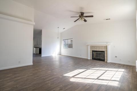 3538 E Roosevelt Ave, Visalia, CA 93292 photo 3