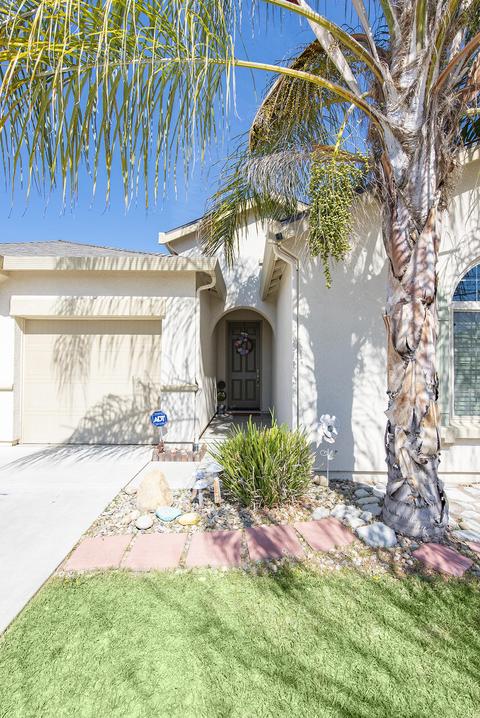 3736 E Laura Ave, Visalia, CA 93292 photo 4