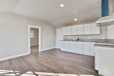 716 E Merced St, Avenal, CA 93204 photo 9