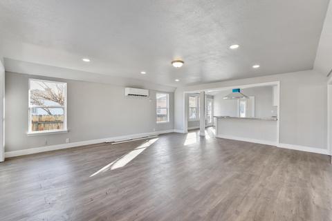 716 E Merced St, Avenal, CA 93204 photo 7