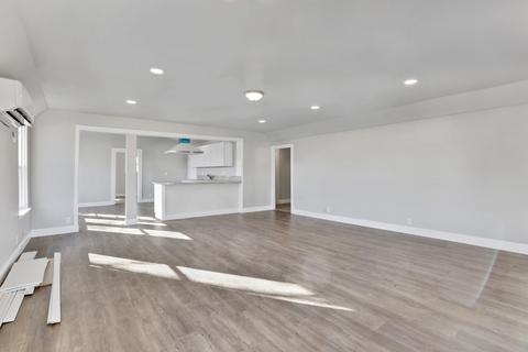 716 E Merced St, Avenal, CA 93204 photo 6