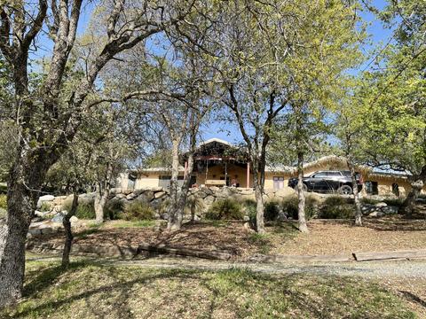 44324 Noel Dr, Three Rivers, CA 93271 photo 2