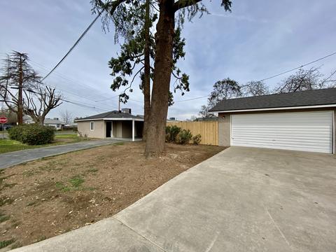 701 E Laurel Ave, Visalia, CA 93292 photo 8