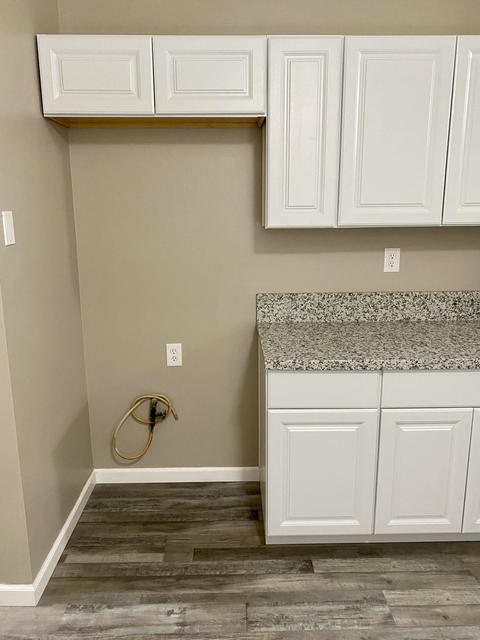 701 E Laurel Ave, Visalia, CA 93292 photo 14