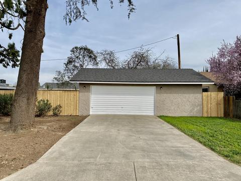 701 E Laurel Ave, Visalia, CA 93292 photo 5